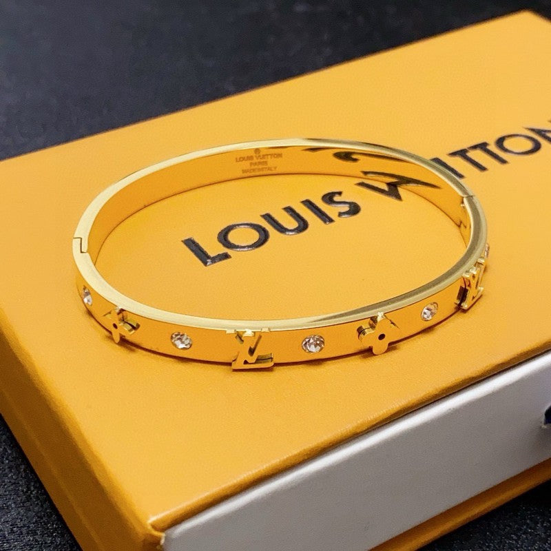 18K Louis Vuitton Pave Diamond Gold Bracelet
