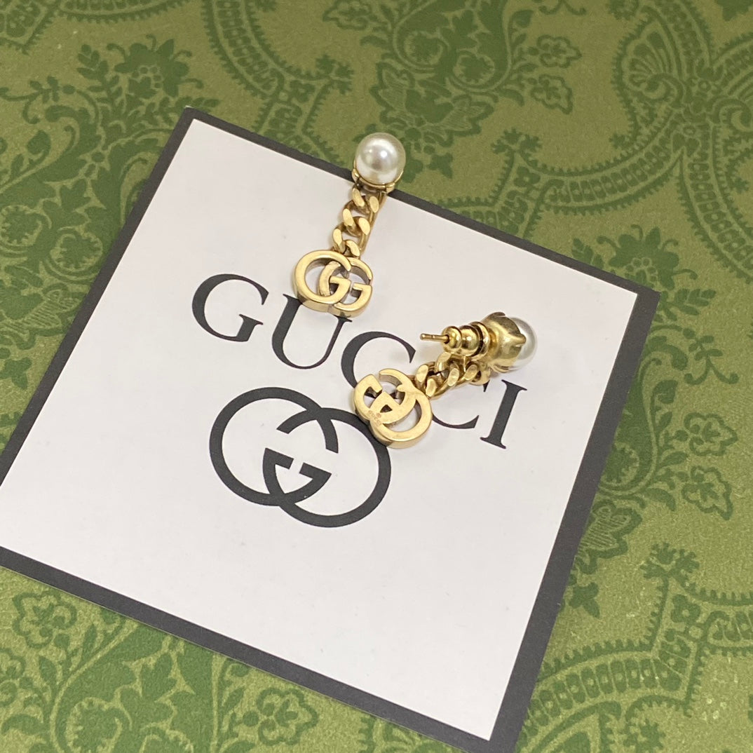 18K Gucci Chain Earrings