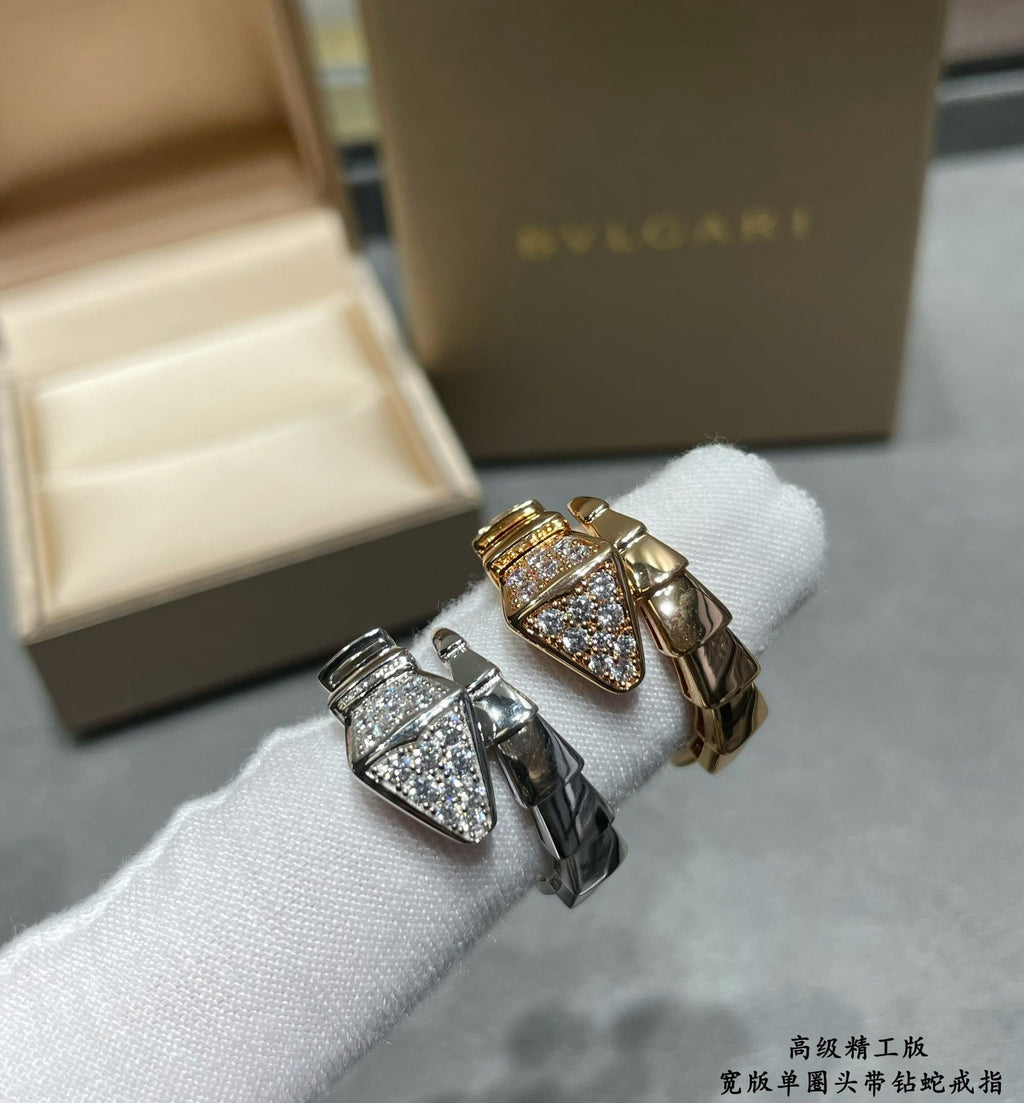 18K BVLGARI BV Serpenti Viper Head Diamond Ring