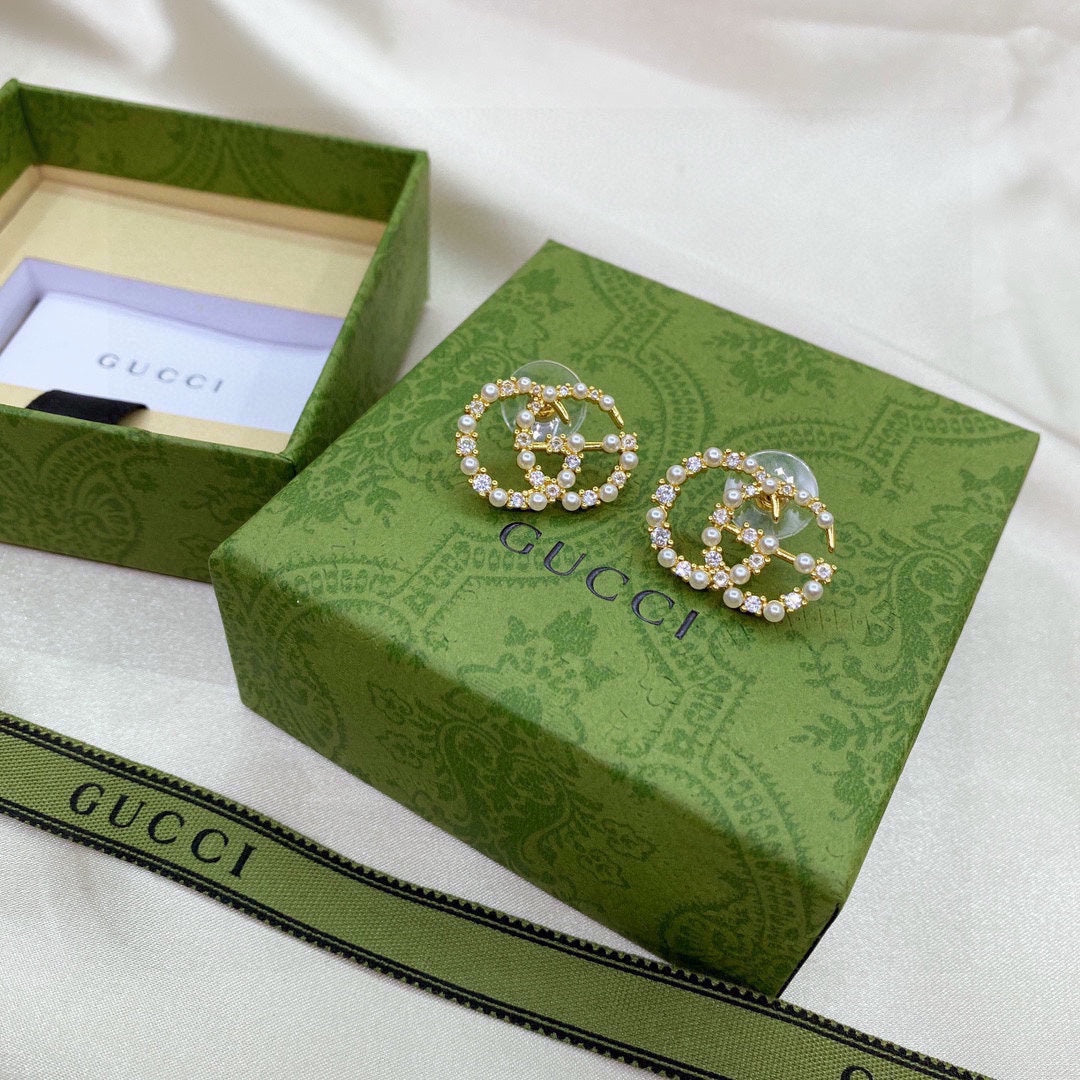 18K Gucci Pearls Earrings