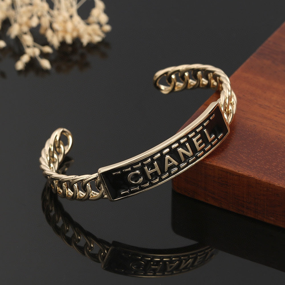 18K Chanel Strass Open Cuff Bracelet