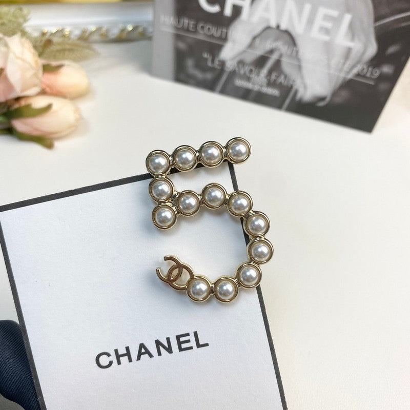18K Chanel No.5 Pearl Gold Brooch