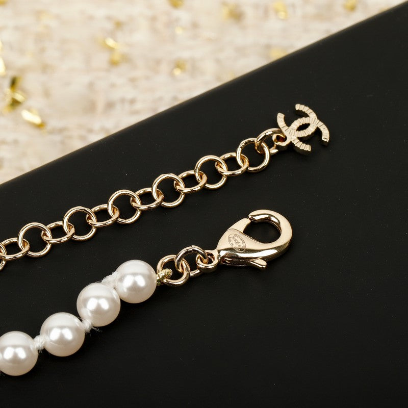 18K Chanel 25B Pearl Chain Necklace