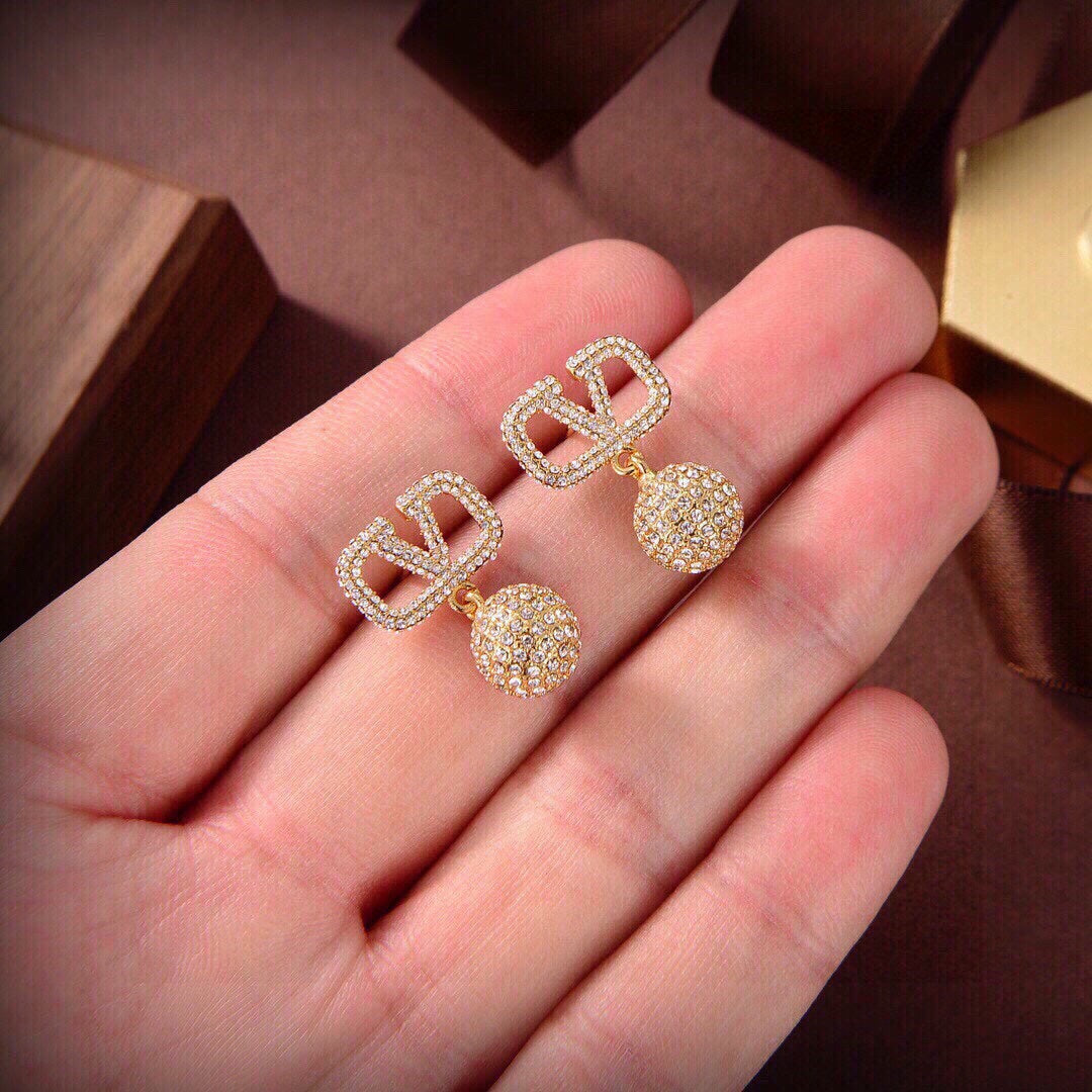 18K Valentino Vlogo Diamonds Earrings