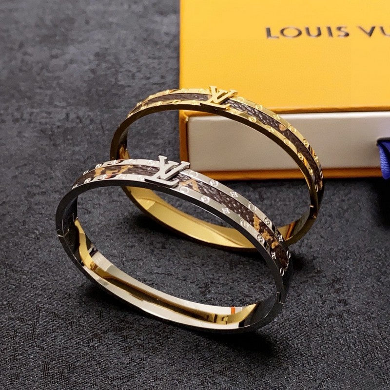 18K Louis Vuitton Brown Gold Bracelet