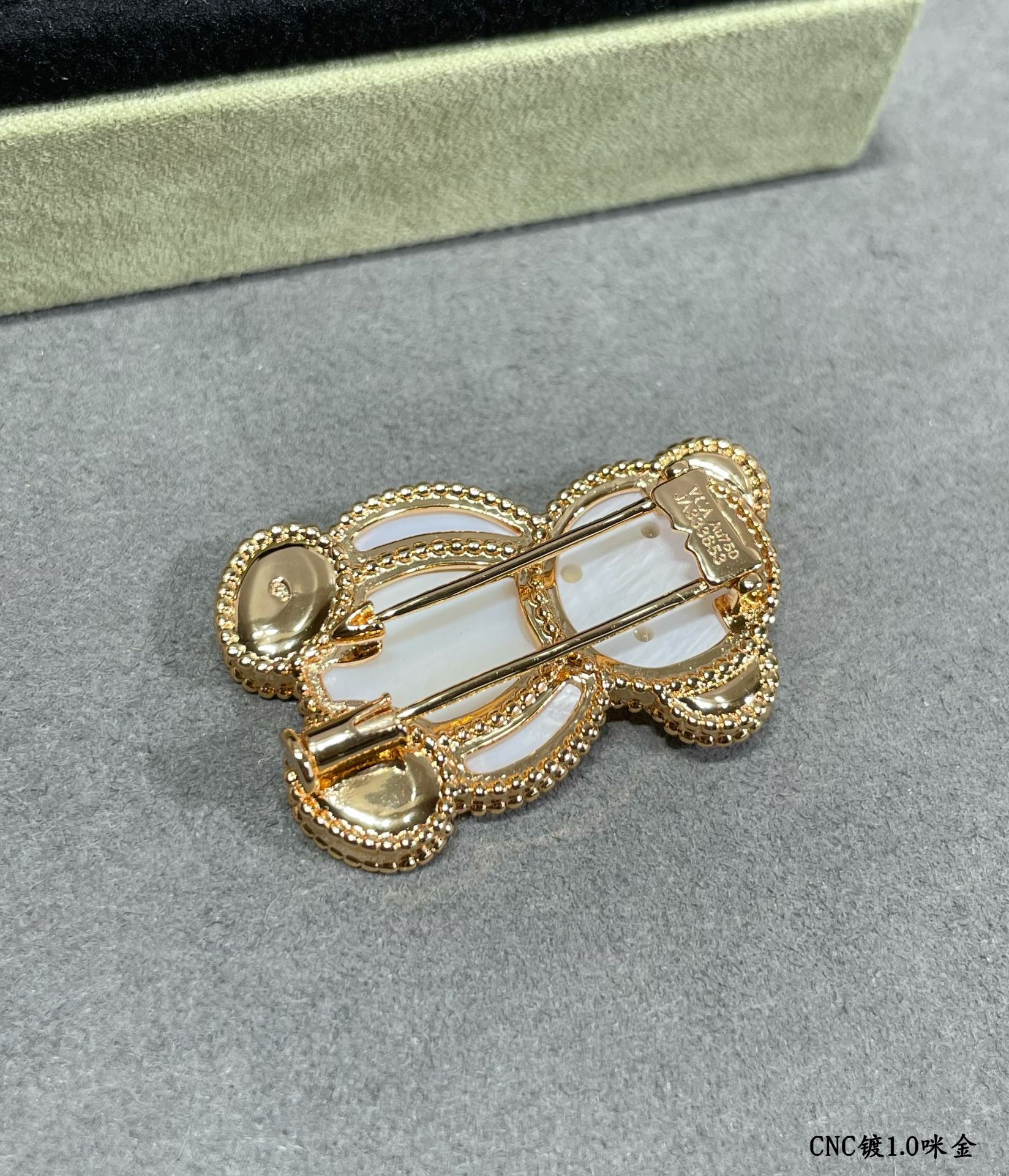 18K Van Cleef & Arpels Lucky Animals Teddy Bear Clip Brooch
