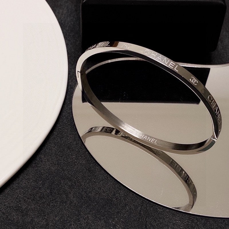 18K Chanel White Gold Bracelet