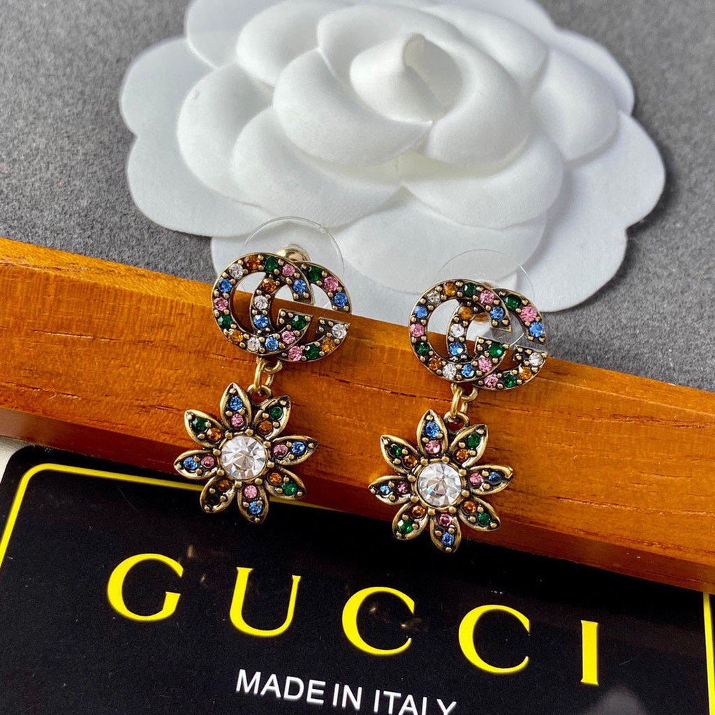 18K Gucci Flower Pendant Earrings