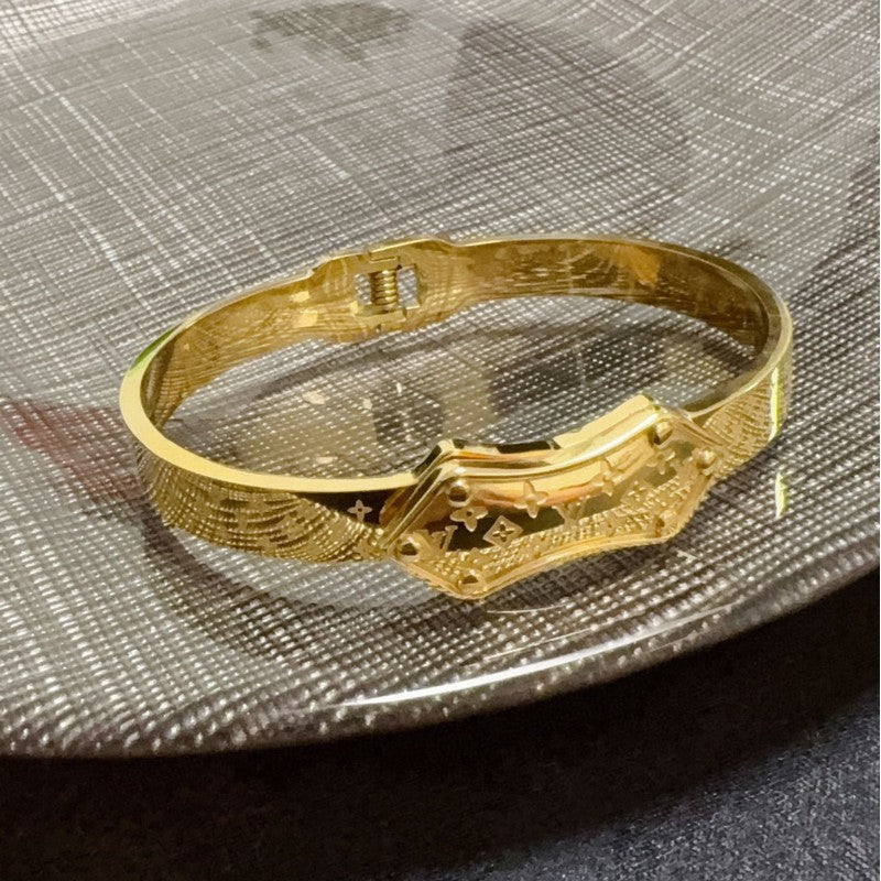 18K Louis Vuitton Shield Gold Bracelet