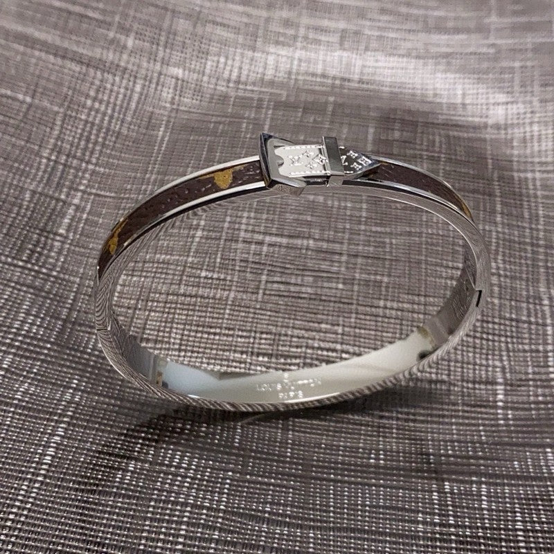 18K Louis Vuitton Vintage White Gold Bracelet