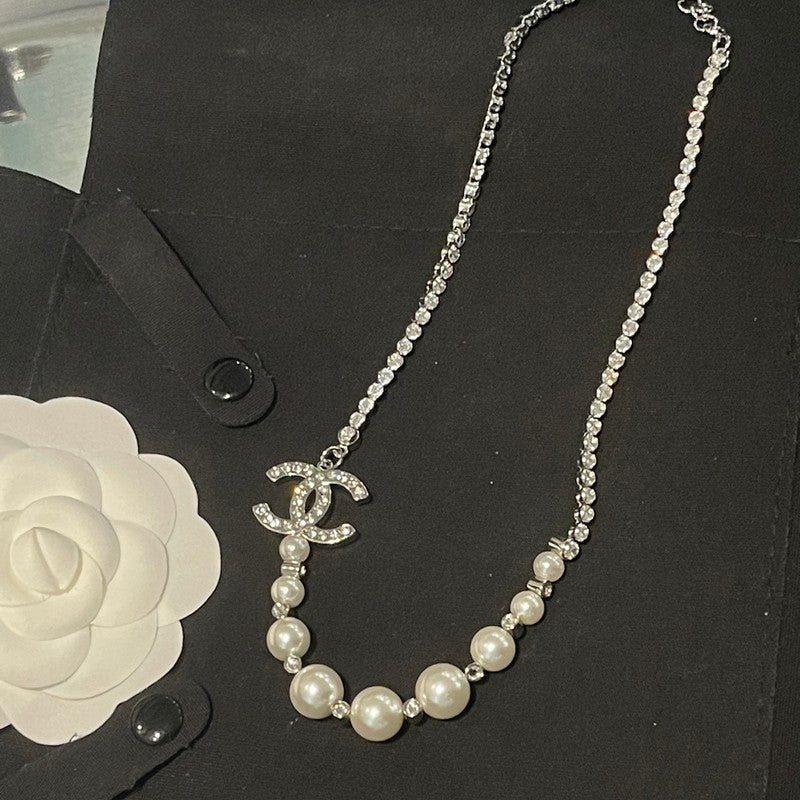 18K Chanel Pearl Chain Necklace