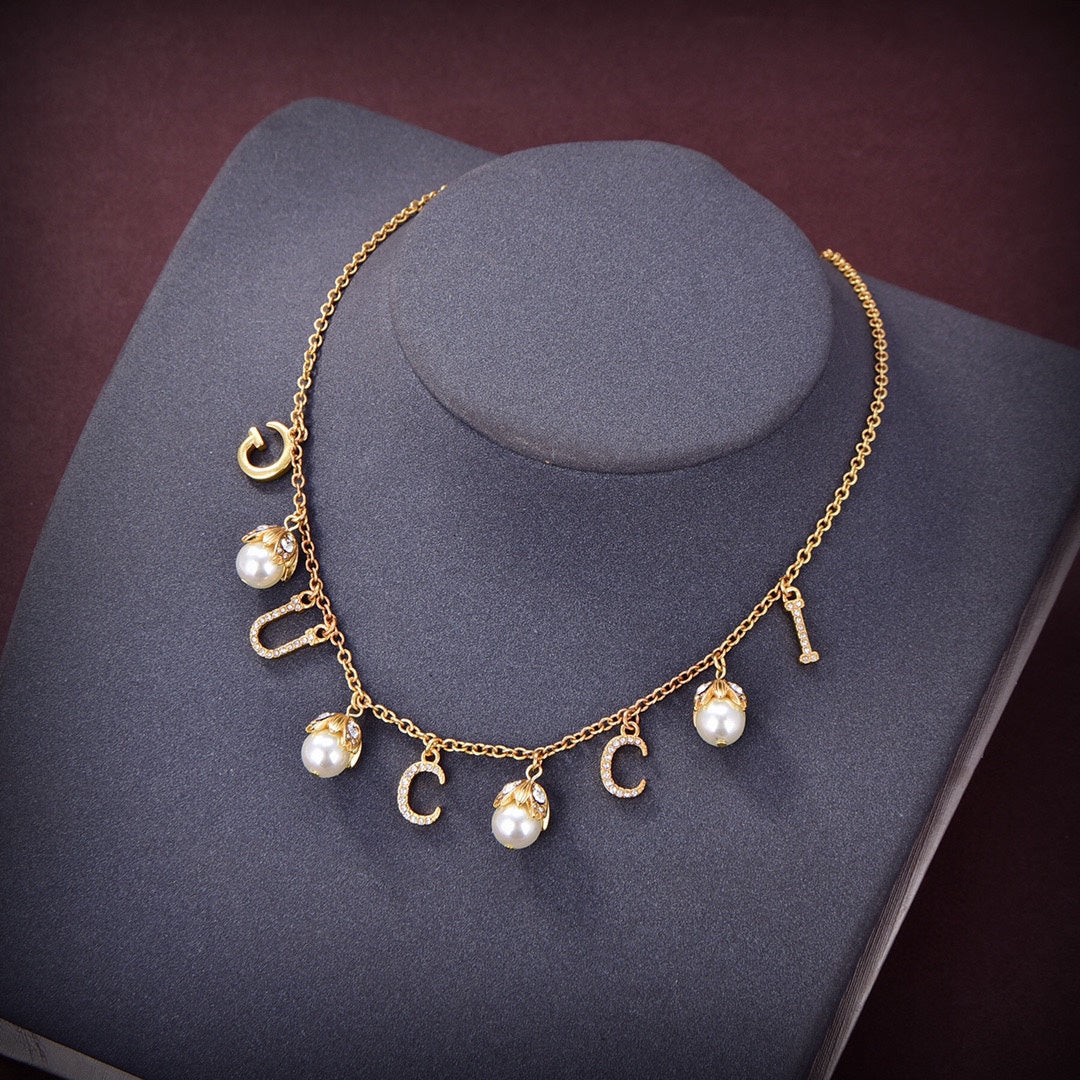 18K Gucci Fashion Show Chain Necklace