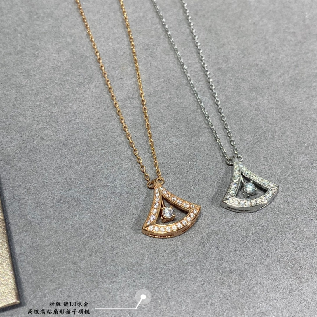18K BVLGARI Divas' Dream Pave Diamond Openwork Necklace