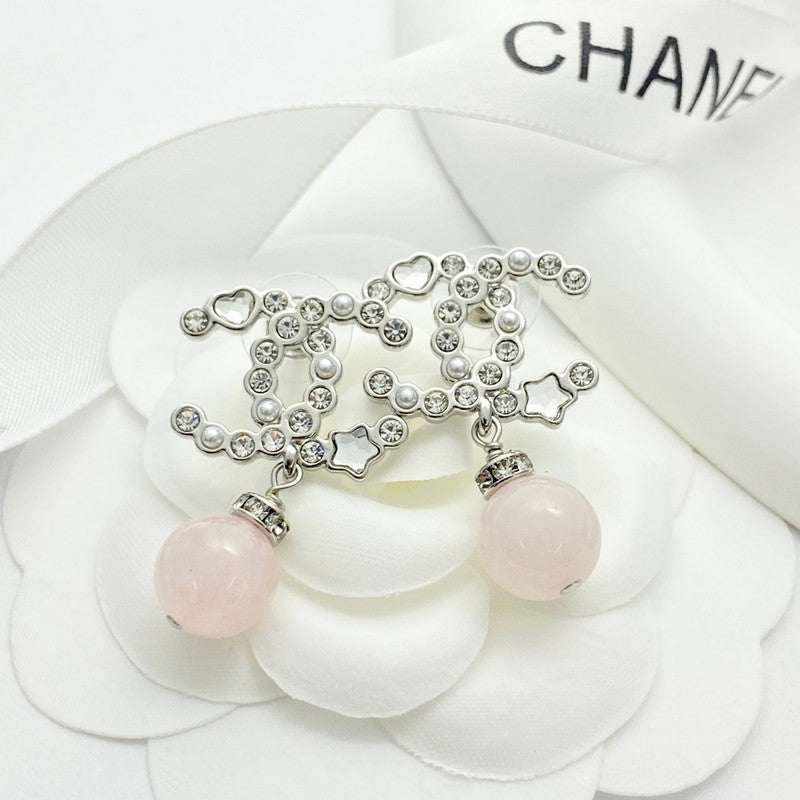 18K Chanel 25P Pink Pearl Gold Earrings