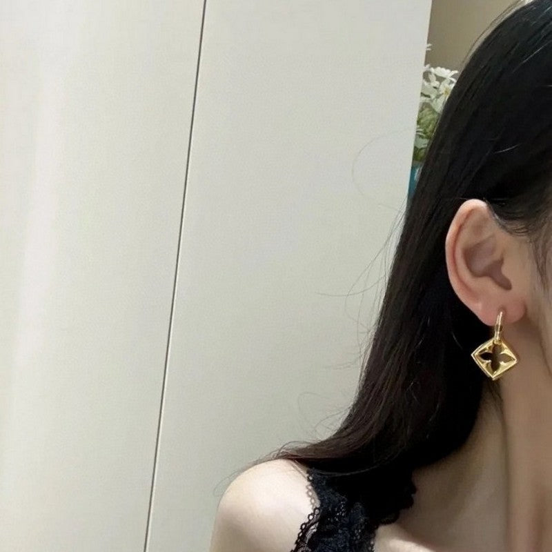 18K Louis Vuitton Blossom Earrings
