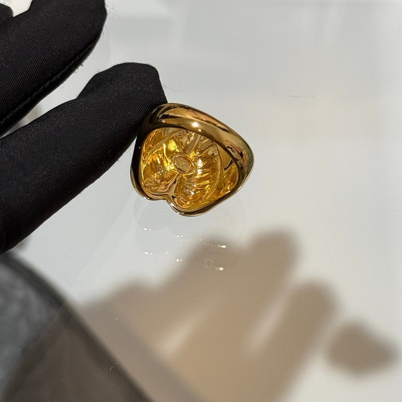 18K Chanel Black Gold Heart Ring