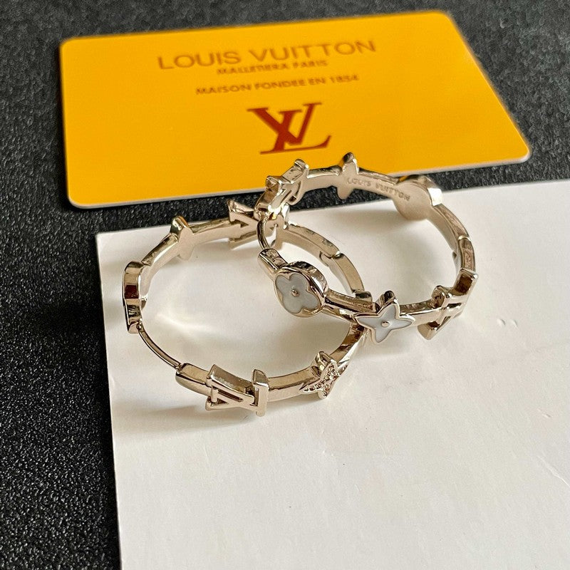 18K Louis Vuitton Blossom Black & White Earrings