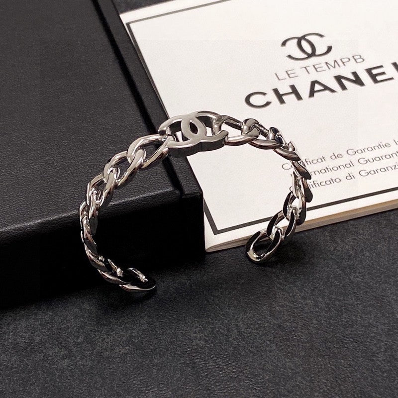 18K Chanel Open Cuff Bracelet