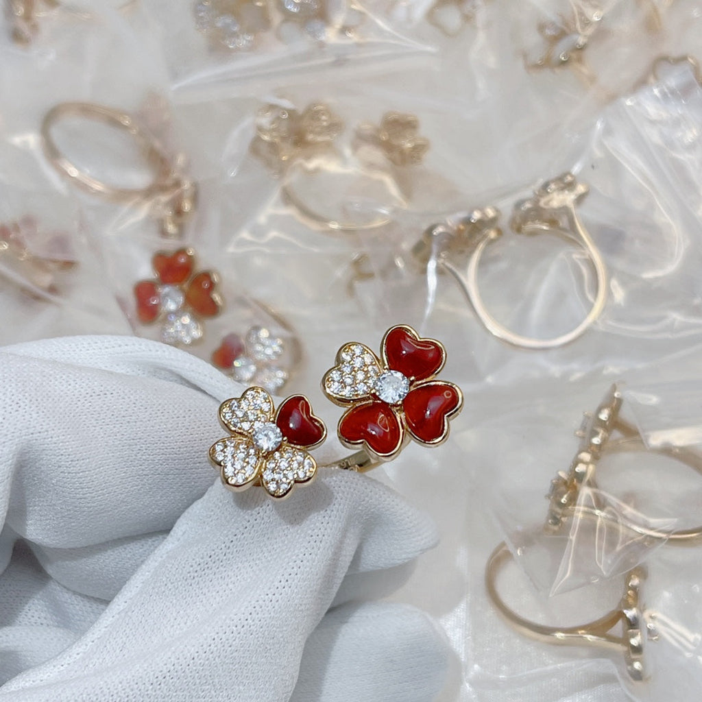 18K Van Cleef & Arpels Cosmos Between the Finger Diamond Ring