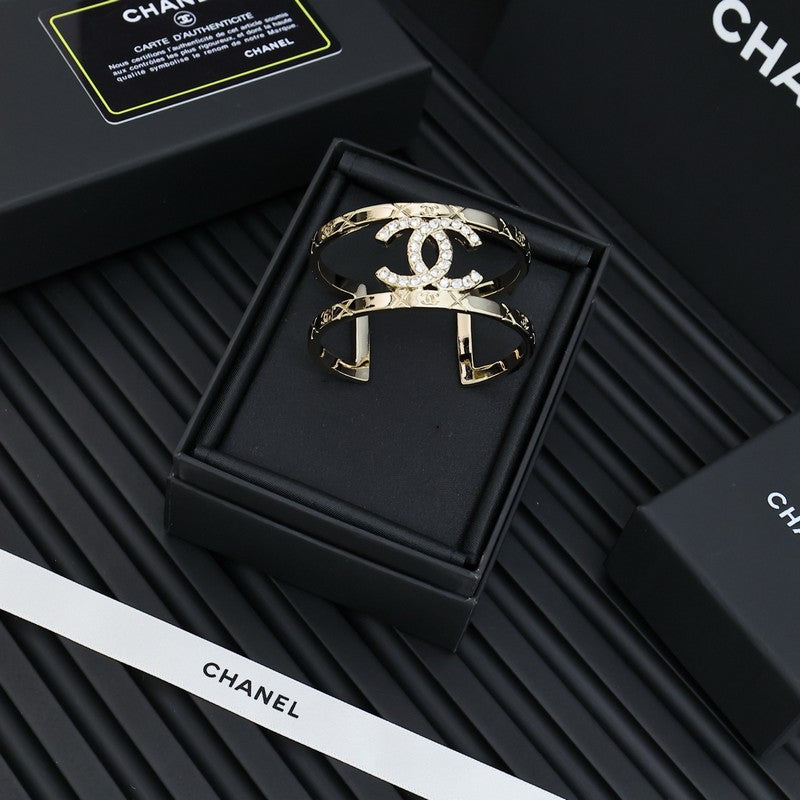 18K Chanel 2025 Strass Cuff Bracelet