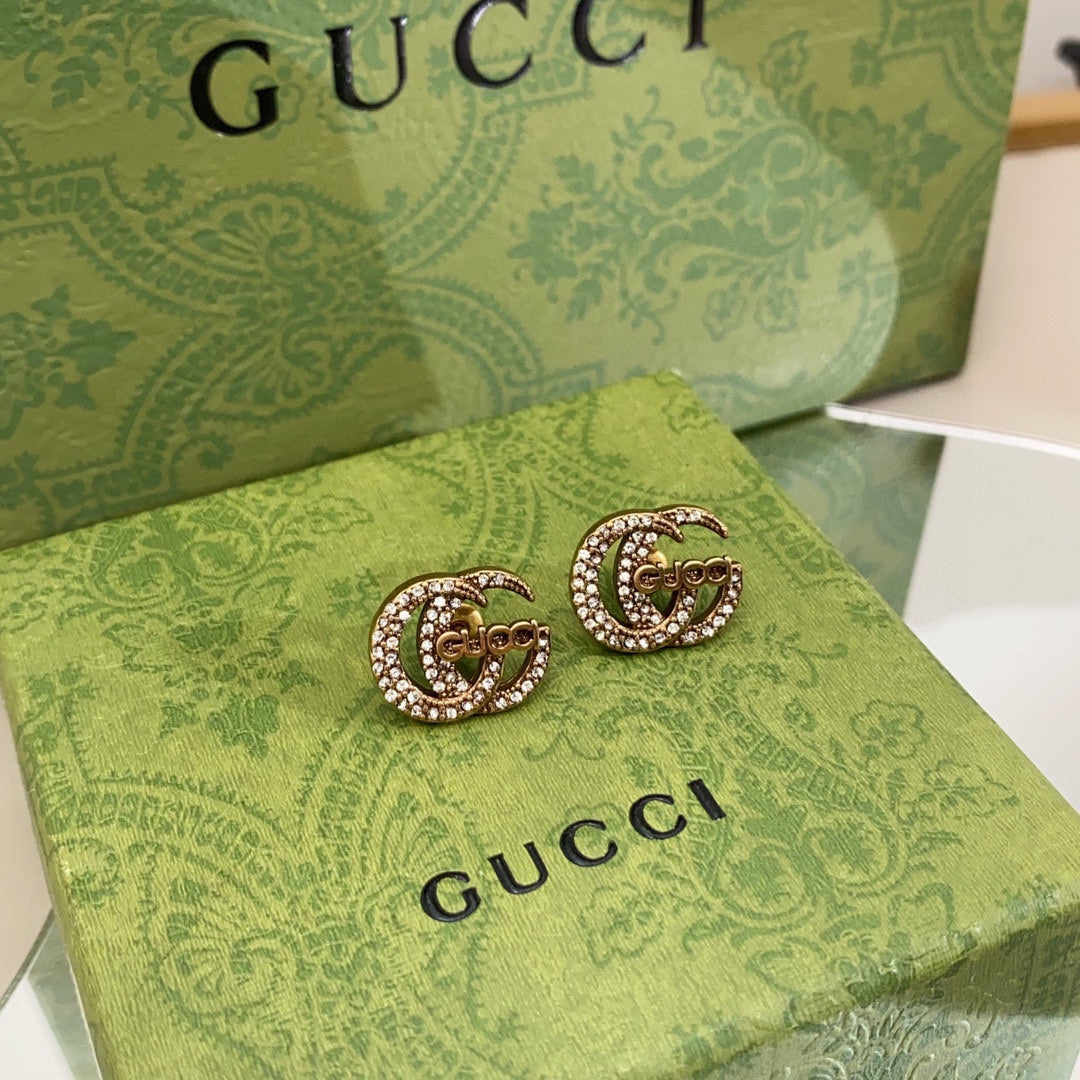 18K Gucci Logo Diamonds Earrings