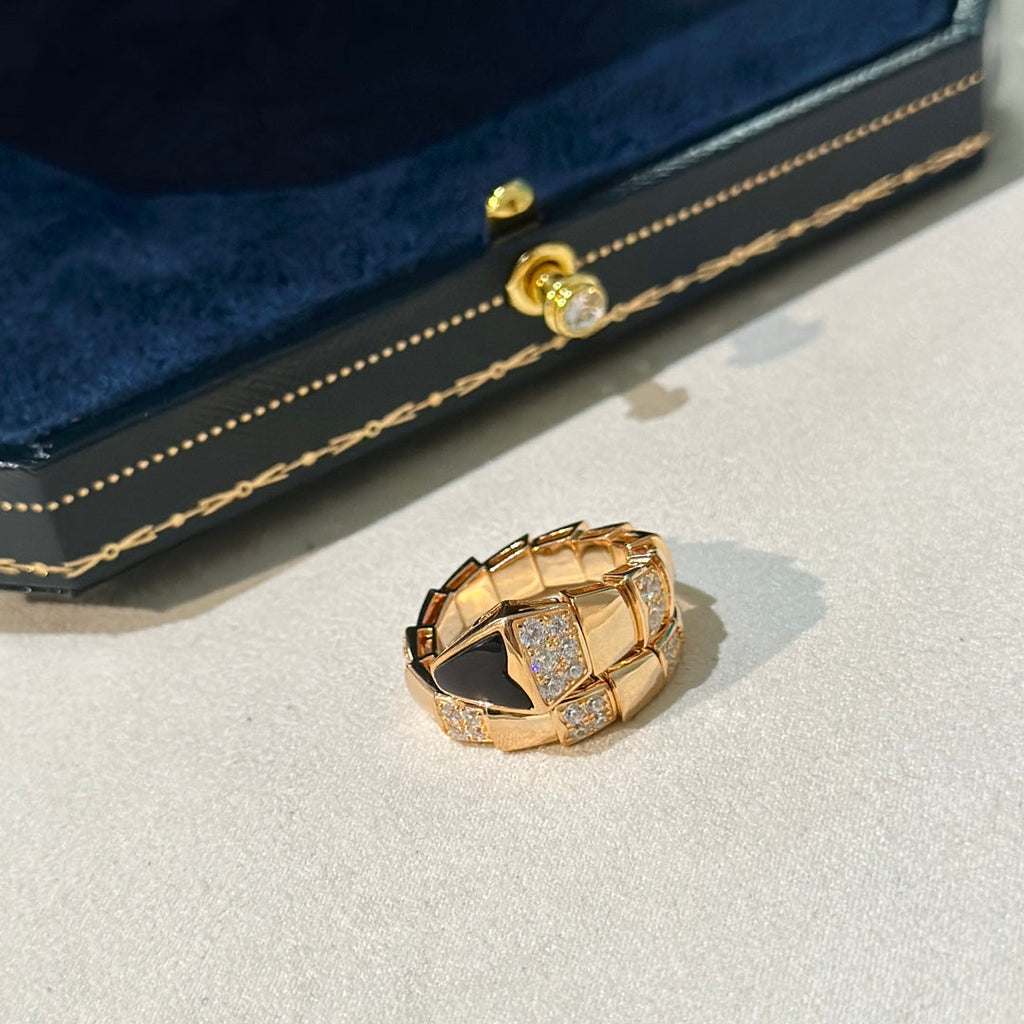 18K BVLGARI BV Serpenti Viper Black Ring