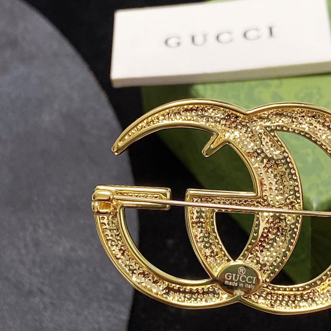 18K Gucci Brooch