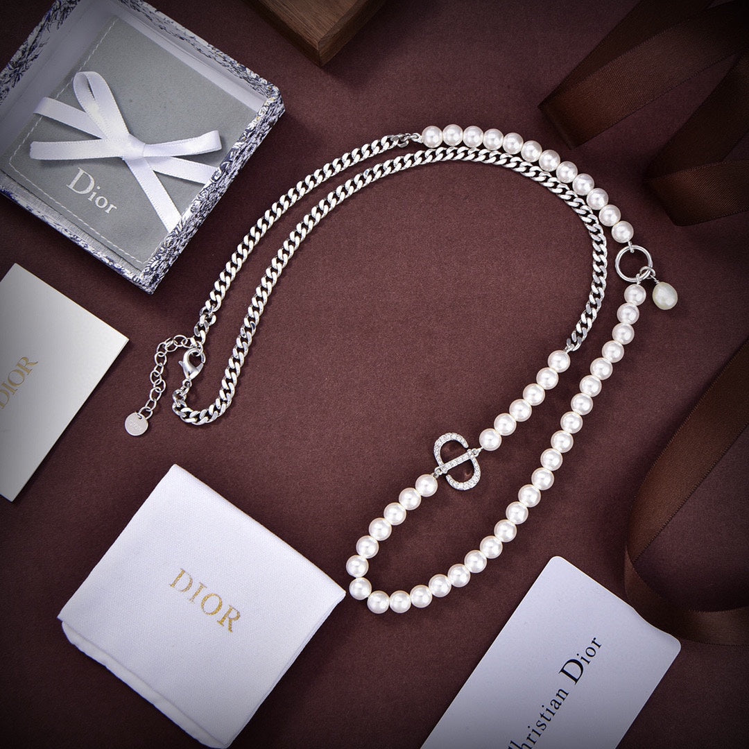 18K Dior Triomphe Gourmette Pearls Necklace