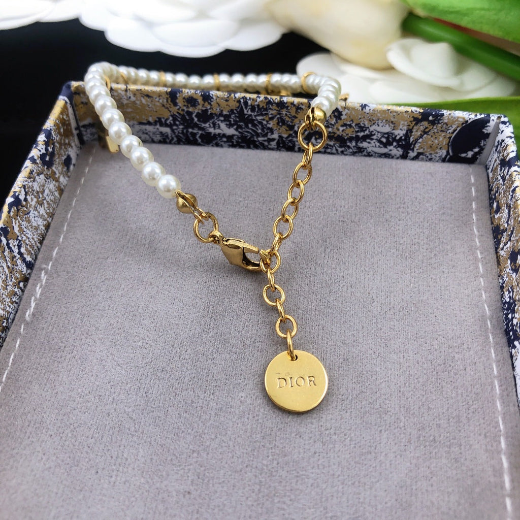 18K Dior Pearl Bracelet