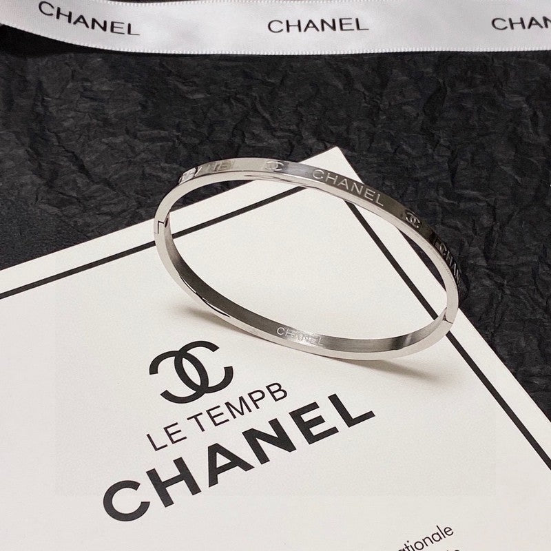 18K Chanel White Gold Bracelet