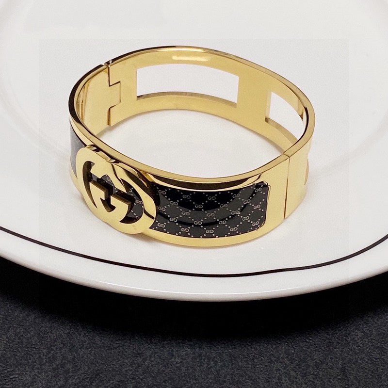 18K Gucci Black Gold Cuff Bracelet