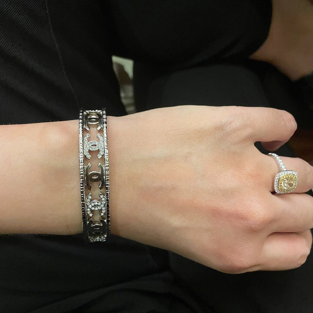 18K Chanel Open Cuff Bracelet