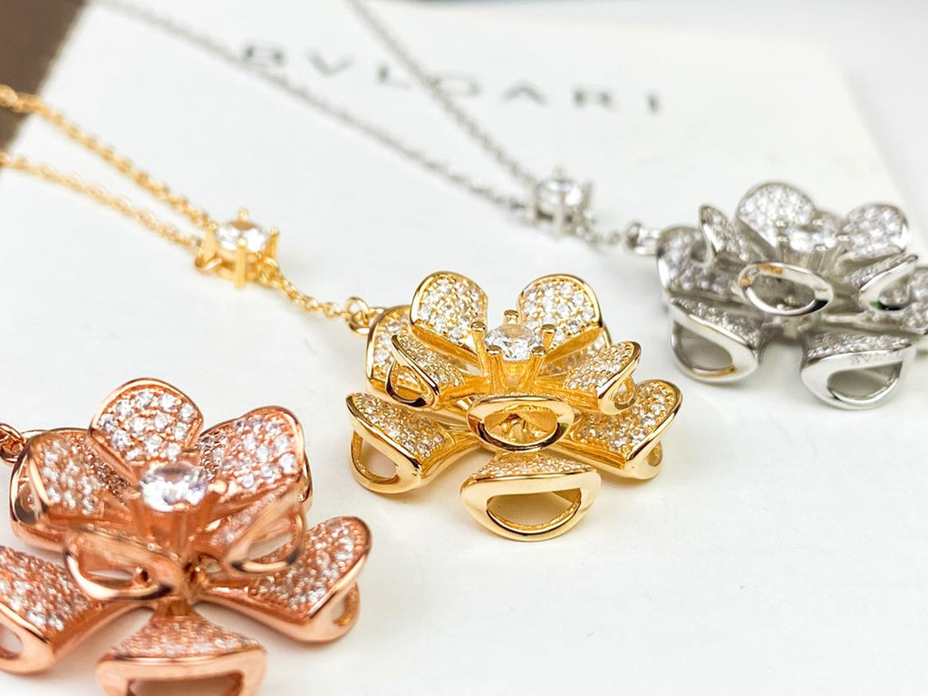 18K BVLGARI BV DIVAS' DREAM Necklace