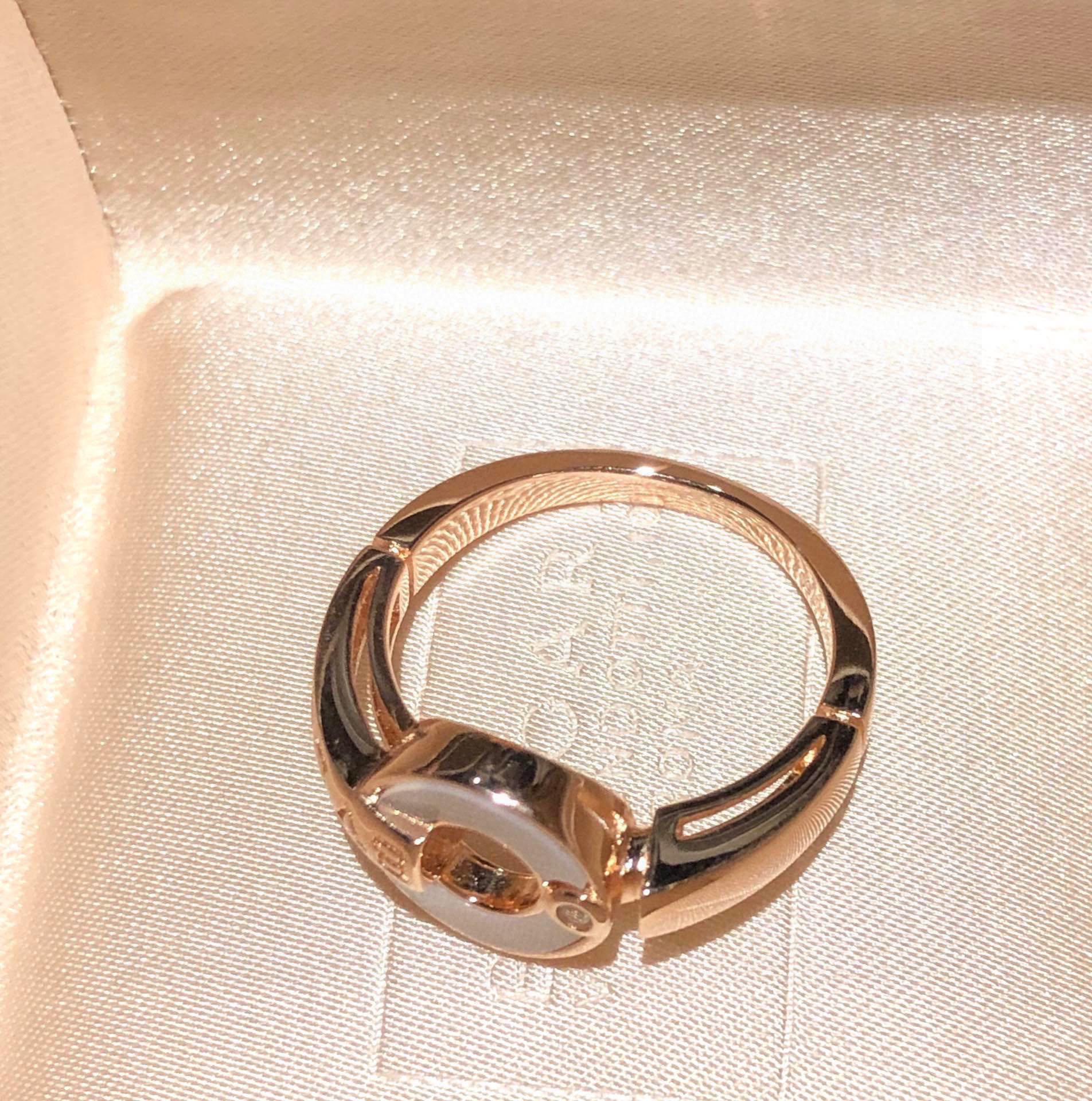 18K BVLGARI BV Pearl Ring