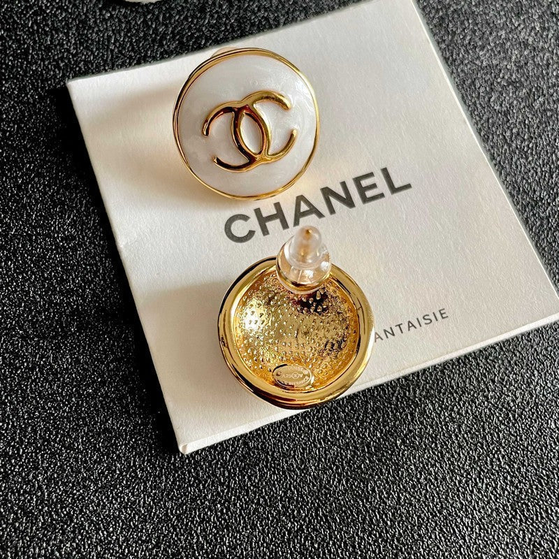 18K Chanel Black & White Round Gold Earrings
