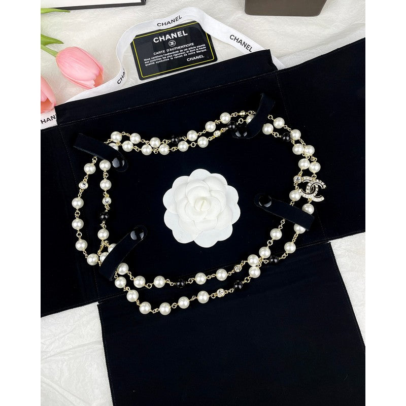18K Chanel 24A Black & White Pearl Long Necklace