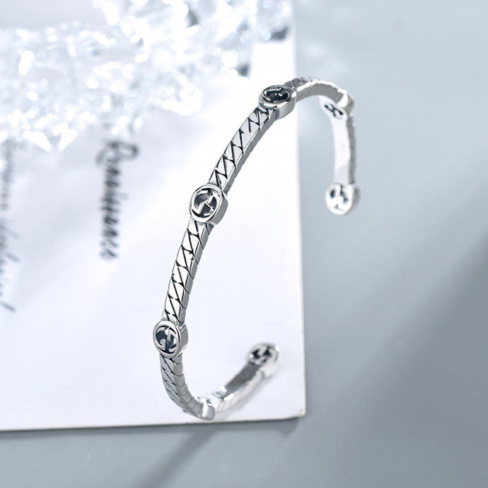 Gucci Thin Interlocking G Bracelet