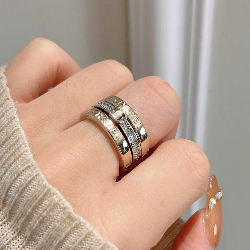 18K Chanel 26P Diamond Set Ring