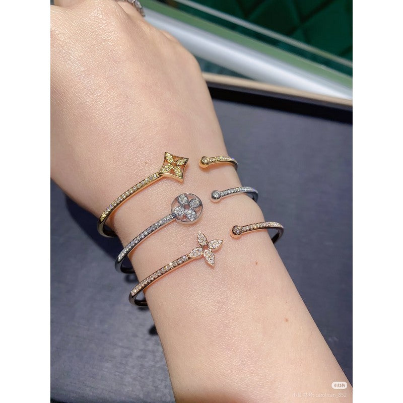 18K Louis Vuitton Blossom Gold Bracelet
