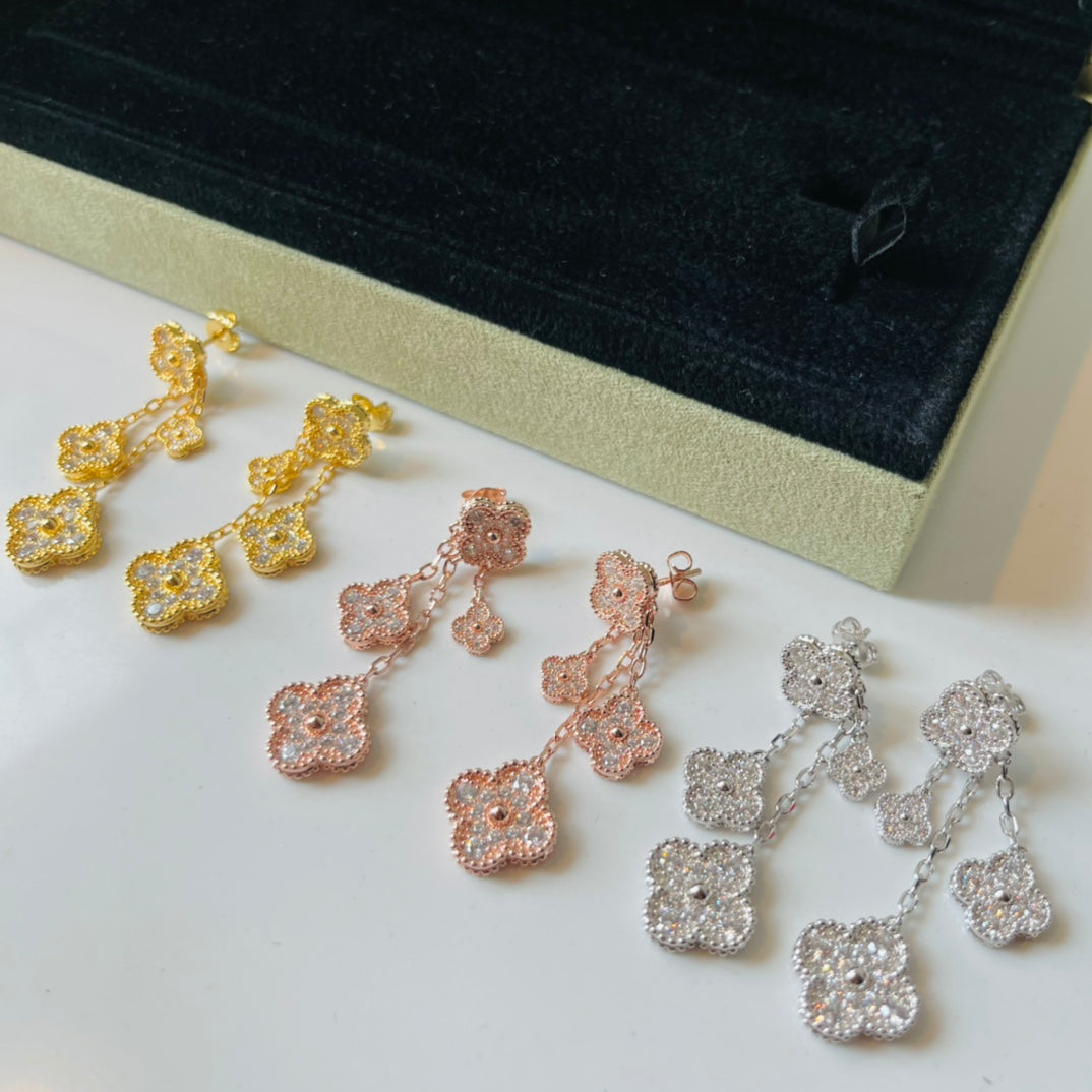 18K Van Cleef & Arpels Magic Alhambra Four Diamonds Motifs Clover Earrings
