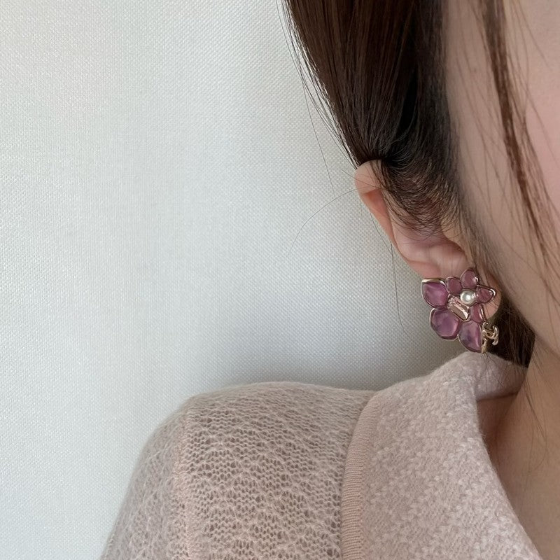 18K Chanel Pink Flower Gold Earring