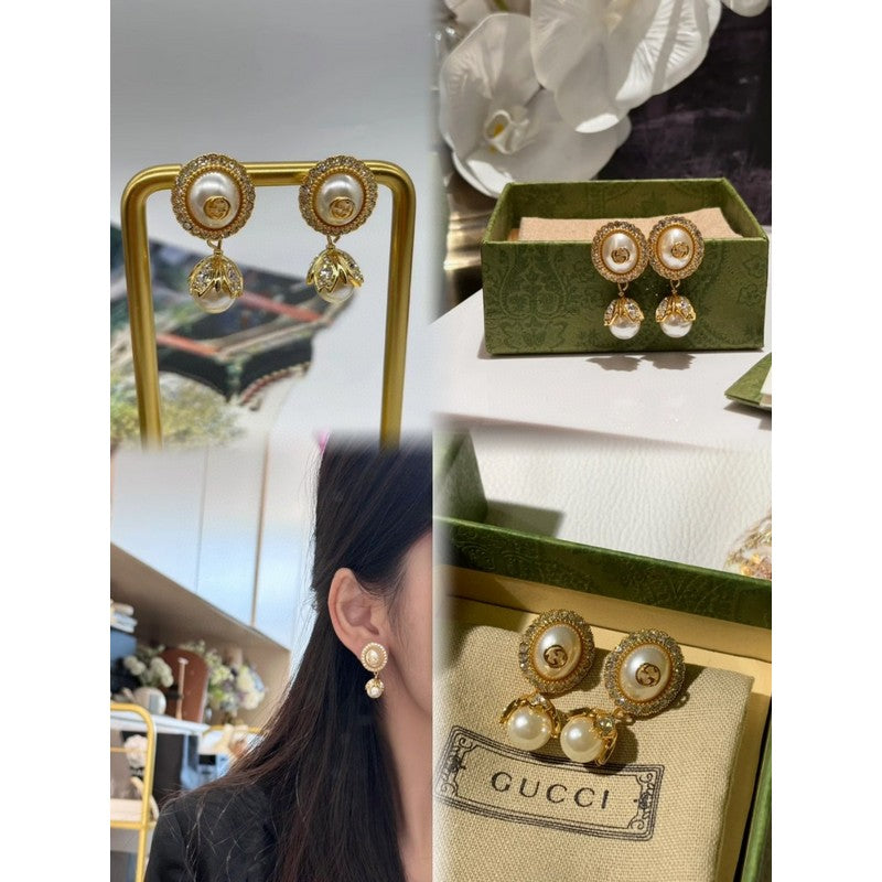 18K Gucci Flower Pearl Earrings