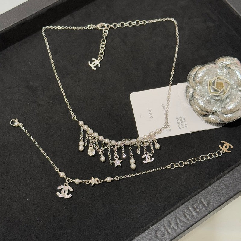 18K Chanel 26C Pearl Diamond Tassel Choker Necklace