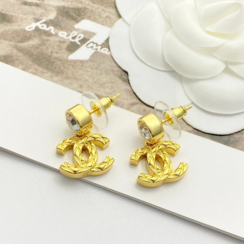18K Chanel 26A Diamond Gold Earrings
