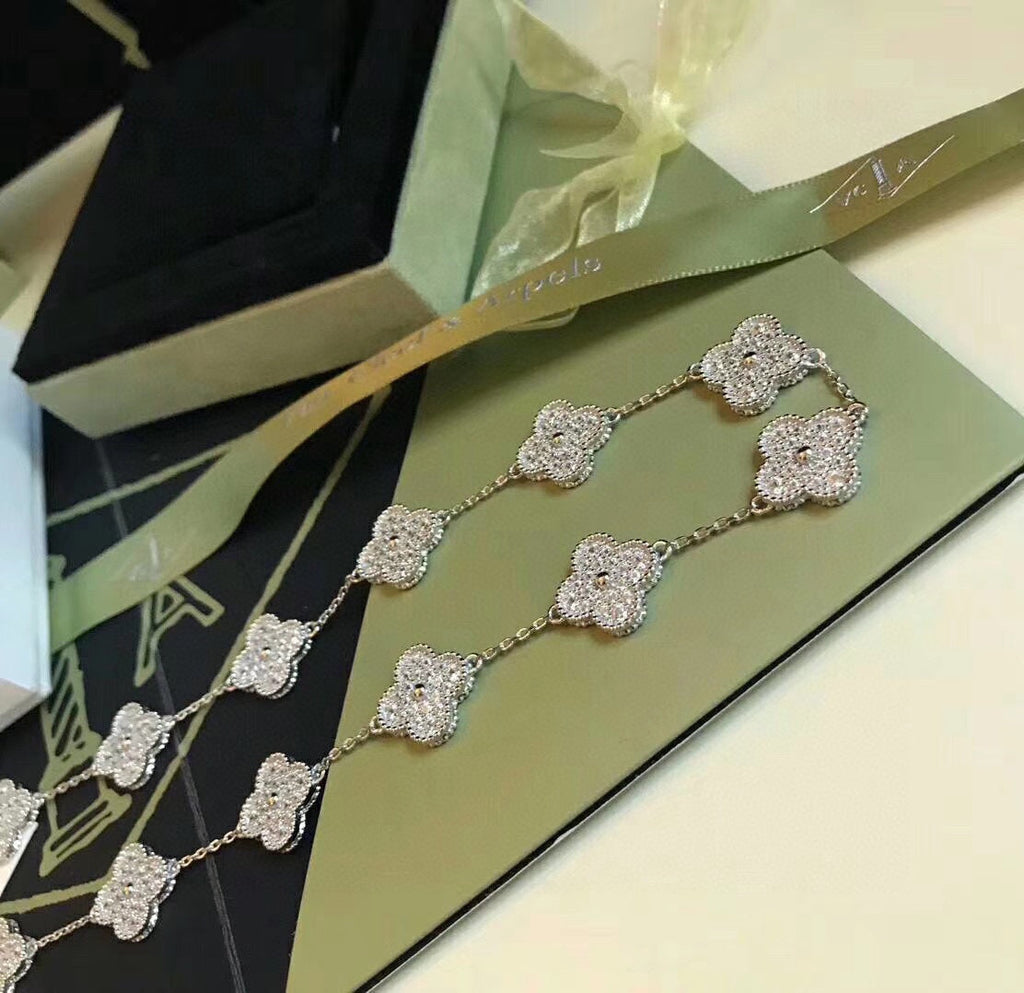 18K Van Cleef & Arpels Vintage Alhambra 20 Motifs Long Necklace