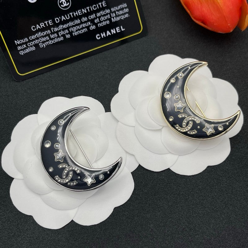 18K Chanel Moon Gold Brooch