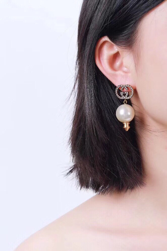 18K Gucci Pearl Pendant Earrings