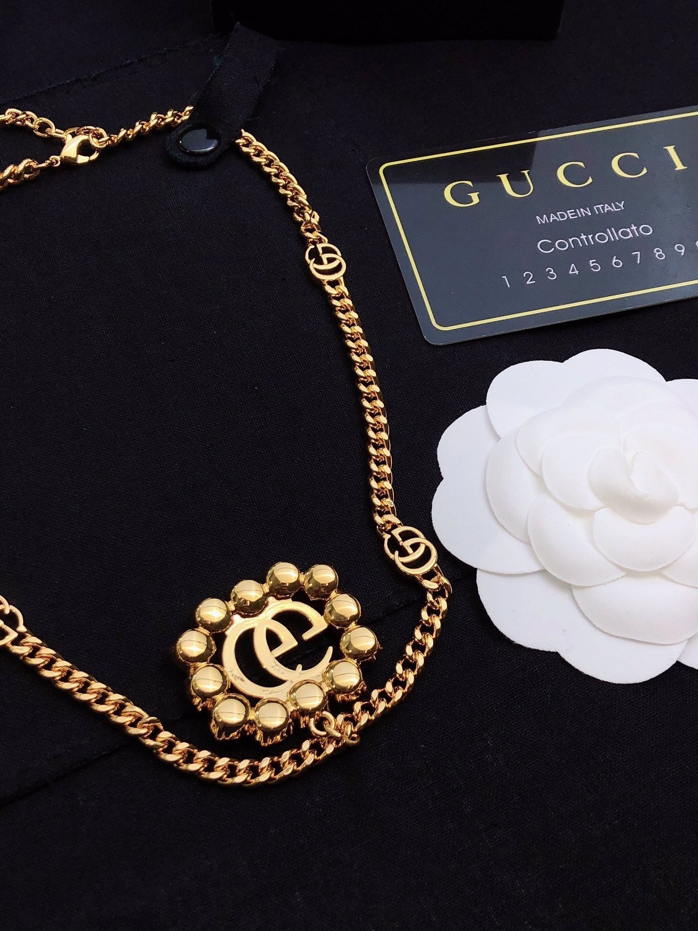 18K Gucci Pearl Necklace