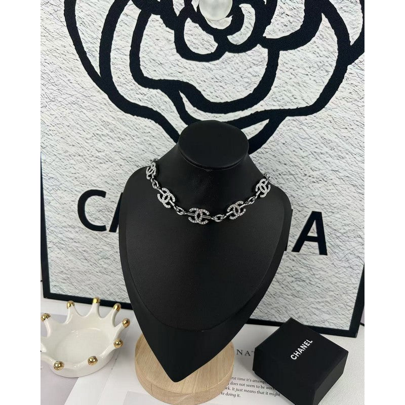 18K Chanel Gold Diamond Necklace