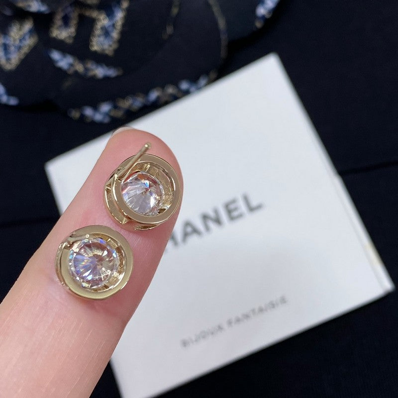 18K Chanel Gold Diamond Button Earrings